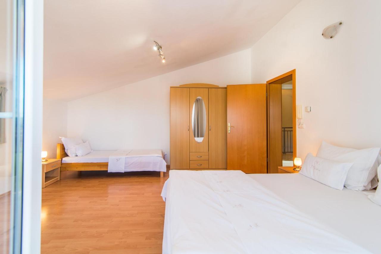Apartment Anakatarina Poreč Exteriör bild