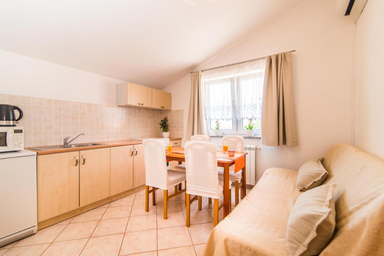 Apartment Anakatarina Poreč Exteriör bild