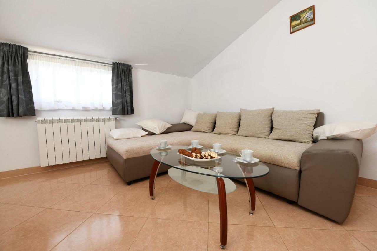 Apartment Anakatarina Poreč Exteriör bild